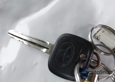 2005 Toyota Camry Se z USA, uszkodzony, nr VIN 4T1BE30K85U575424